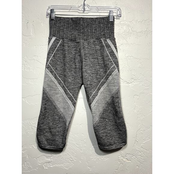 Athleta high waisted seamless‎ textured biker shorts womens medium athleisure - Picture 1 of 4